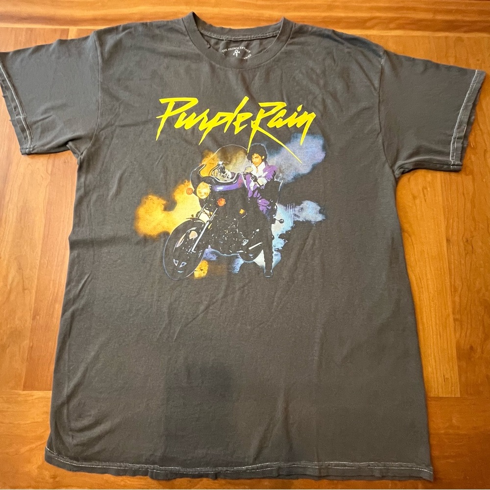 1984 Prince Purple Rain/Prince & The Revolution Distressed Graphic Tee Small